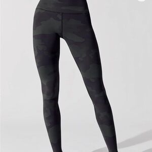 ALO Yoga High-Waist Vapor Legging, Small, Hunter Camo